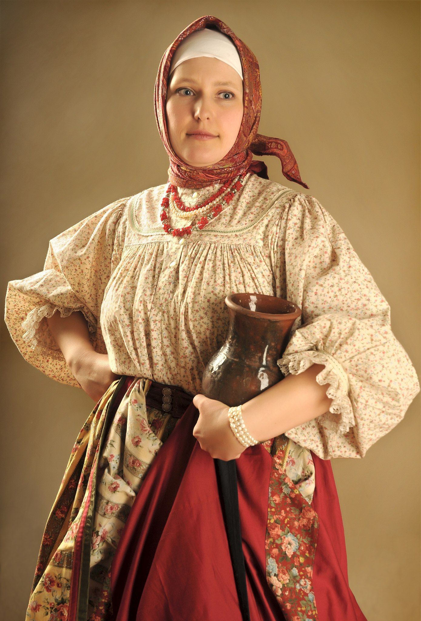 Girls in Slavic costumes in Yazd